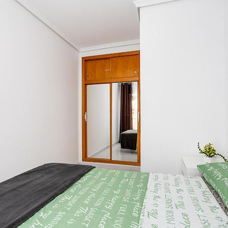 Arquitecto Larramendi Apartment Torrevieja Exterior photo